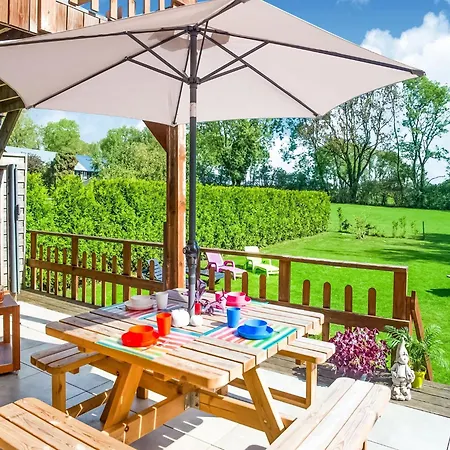 Dom wakacyjny House With Sauna And Terrace, Cleaning Included